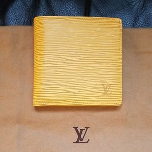 Louis Vuitton EPI leather Marco Wallet